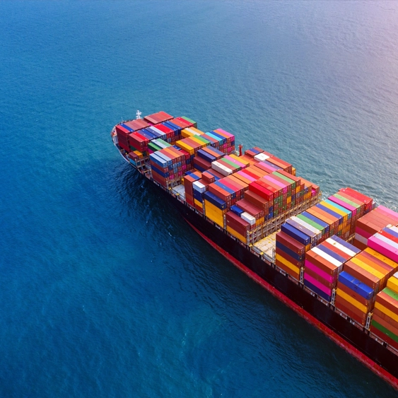 How Real-Time Tracking Transforms Supply Chain Visibility